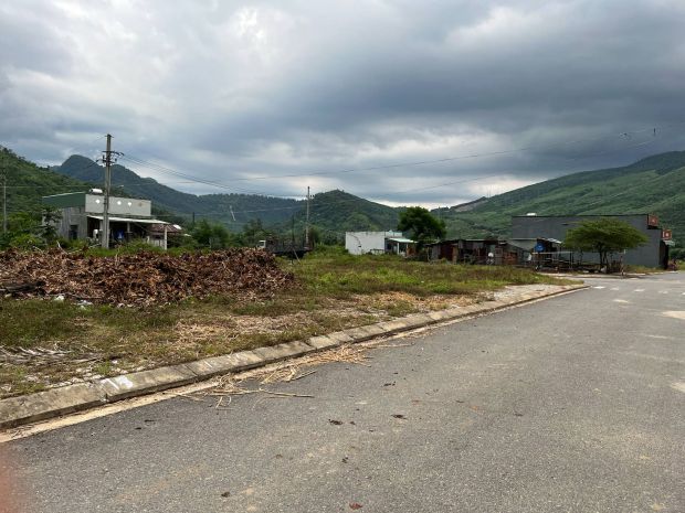 Bán bất động sản đường nhựa 5,5m thị trấn thạnh mỹ, huyện na 7283009