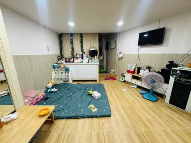 Bán nhà phú nhuận hẻm xe tải 120m2 2 tầng ngang 10 kd đỉnh 7286441