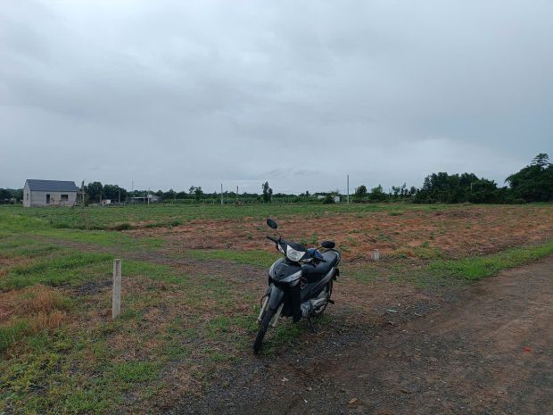 Chính chủ cần bán lô đất rộng 3 mặt tiền  giá tốt tại hồ 7286675