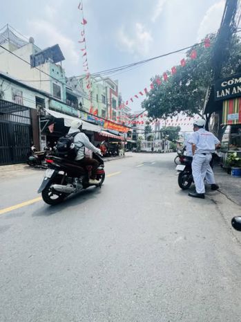 Nhà mt đường bắc hải quận tân bình phường 6 cũ. 7286803