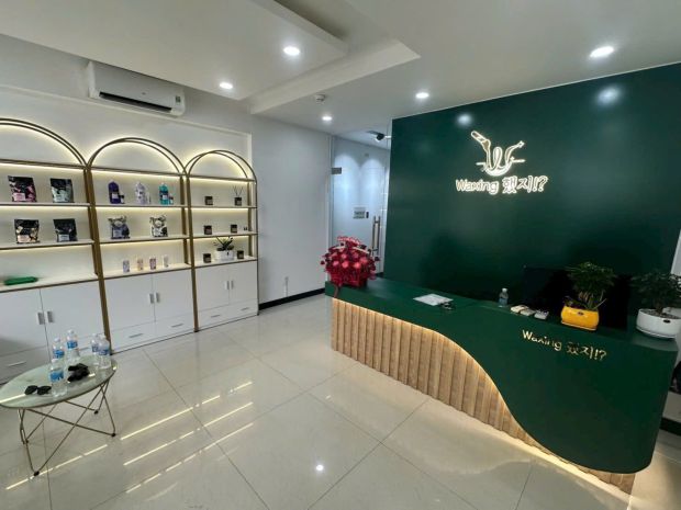 Sang nhượng gấp cửa hàng waxing  quận 7, tp.hcm - 250m2 - 7289221