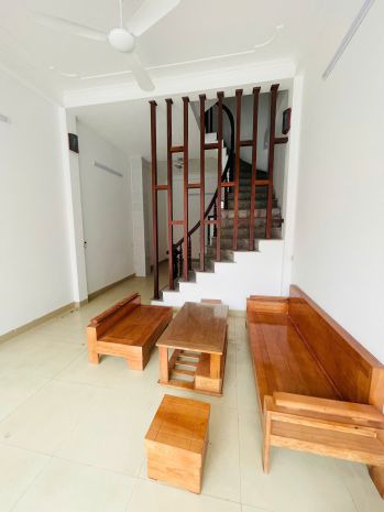 Cho thuê nhà 4 tầng  phố phạm ngọc nhị, tt đồng văn, duy 7289630