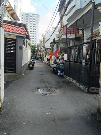 Nhà bán q12 sát bên tân bình và gò vấp-sát hxh
dt: 75m 4.4 7290602