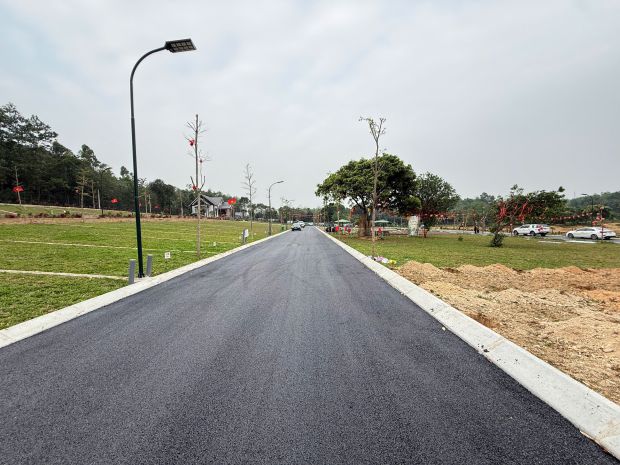 Đất ba vì view núi tản ngay sát khu du lịch hồ suối hai chỉ 7291531