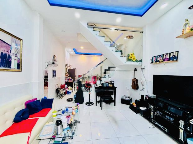 2 phút aeon mall  gần đhct  xe hơi ngủ nhà  45m2  3 7292540