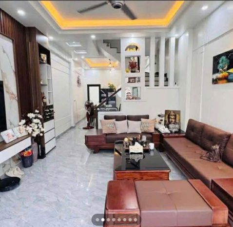 Đặng văn ngữ  56m²  4 tầng  mt 6m  17,9 tỷ
ngõ nông 7293249