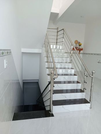 Bán nhà 1 trệt 2 lầu đường nguyễn tri phương, lagi giảm 60 7293954