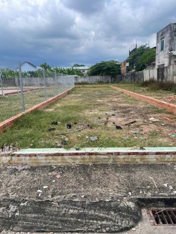 Ban đât 1300m2 gia 10 triêum2 đương nhưa 6m ba 7294348