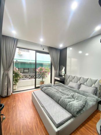 Bán phân lô nguyễn chí thanh  45mx5t, mt 4m - oto vào nhà - 7294611