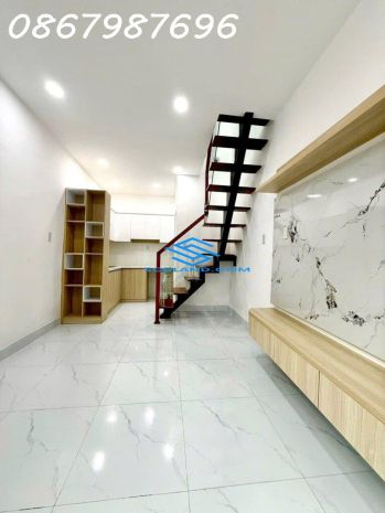 Cần bán nhà mới xây đối diện đường số 8  khu đô thị hà 7294686