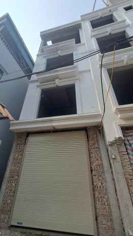 Bán nhà xóm đình  vĩnh ninh  40m²  5 tầng  3 phòng ngủ 5.95 7295051
