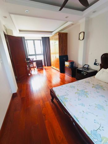 Bán biệt thự sân vườn lạc long quân 5tầng 95m² mt 5.5m 7296280