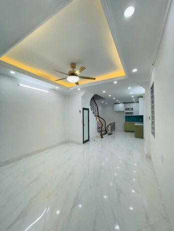 Cc cần cho thuê nhà trương định 5 tầng x 45m2, 4 ngủ, 4 vệ 7296401