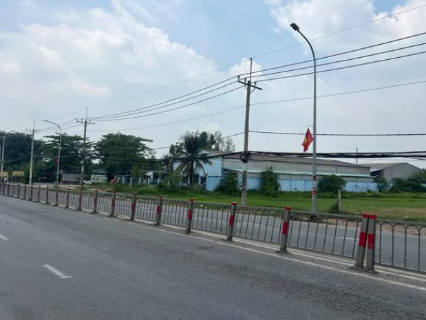 Ban nha măt tiên 8.800m2 gia 45 ty đương linh lô 8 7296575