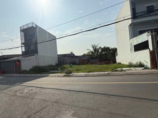 F0 mặt tiền lê thị hồng gấm  trung tâm hóc môn  chỉ 4,3 7297370