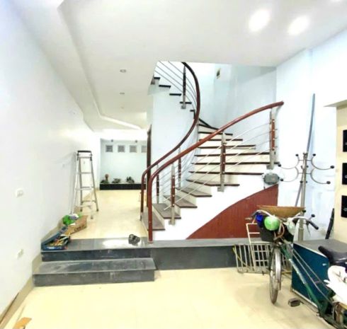 Tin chuẩn 100 người nhà nhờ bán hộ để cho con đi du học 7297372