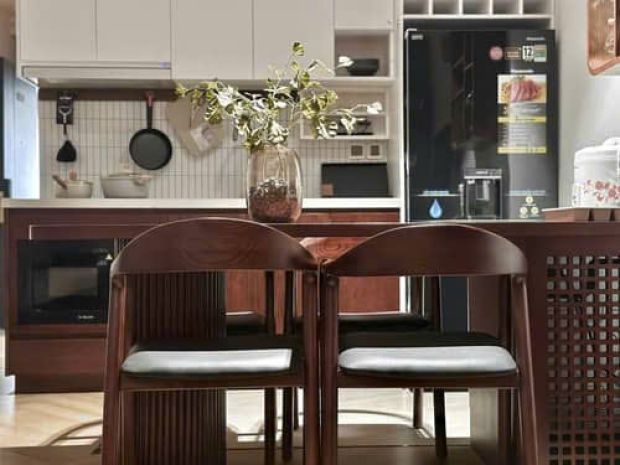 Bán nhà ngõ liễu giai 140m 9 tầng mt8m dt 380 triệu tháng 7297625