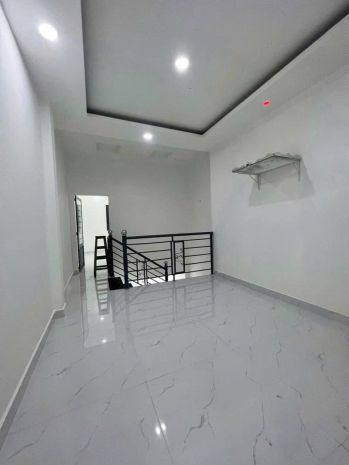 Bán nhà mặt tiền nguyễn oanh, gần lê đức thọ, 4x25m, 2 tầng 7297704