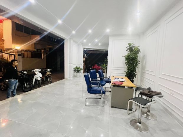 Bán nhà khuất duy tiến, 52m2 5t, lô góc 3 thoáng oto tránh, 7297900