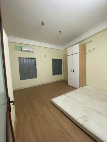 Cho thuê phòng mặt đường vũ trọng khánh, hà nội- rất gần đh 7297913