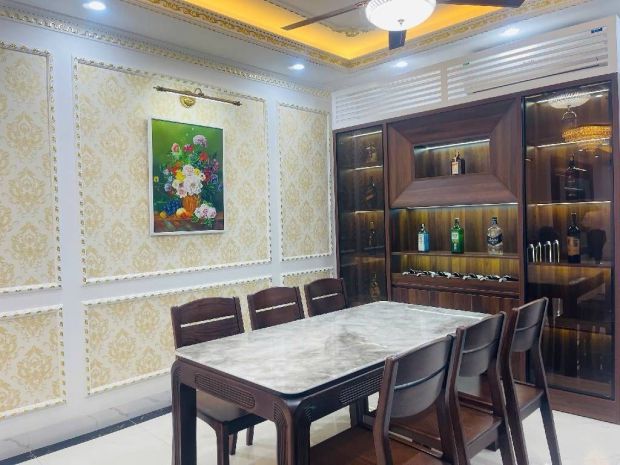 Bán nhà đẹp việt hưng- ô tô- gara- thang máy- 50m 6tầng 7300169