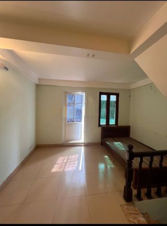 Cho thuê nhà đê tô hoàng, 25m² x 4 tầng, 3 phòng ngủ, 3 vệ 7302195