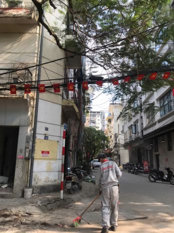 Cho thuê nhà phố trung kính, 40m2 x 4 tầng, giá 25 triệu 7302430