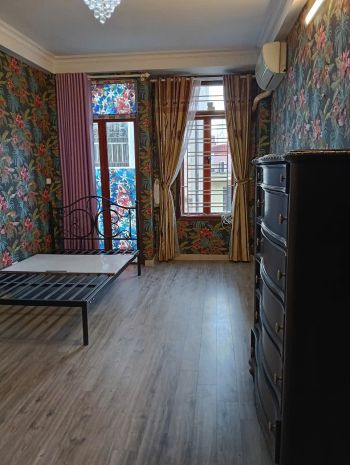 Bán gấp giá rẻ nhà cầu bươu 25m, 4 tầng, mặt tiền 3.5m, 2.8 7303750