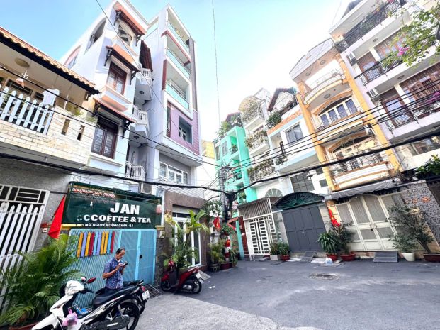 Bán nhà 5 tầng hxh 10m ngay bộ công an tp đ.nguyễn trãi 7303794