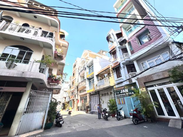 Bán nhà 5 tầng hxh 10m ngay bộ công an tp đ.nguyễn trãi 7303795