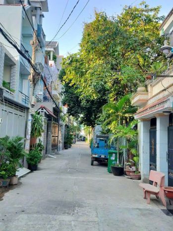 Nhà 5 tầng đẹp không tì vết, bình trị đông, bình tân 7304754