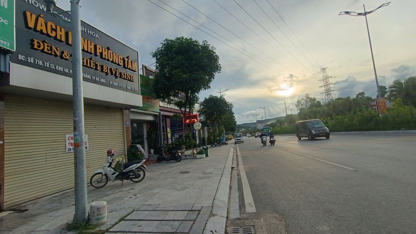Cho thuê nhàcửa hàng kinh doanh - mặt đường 18 hạ long 7305473