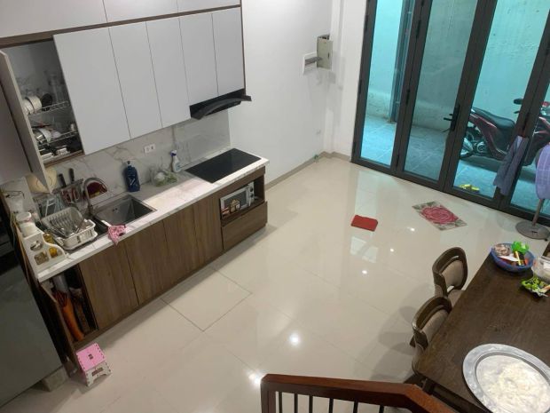 Ban nha 7 tâng thang may ngo 275 phô quan nhân, ha nô 7305500