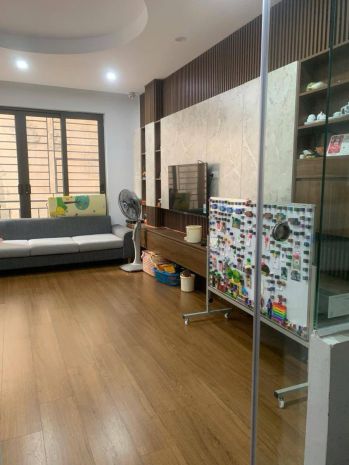 Ban nha 7 tâng thang may ngo 275 phô quan nhân, ha nô 7305501