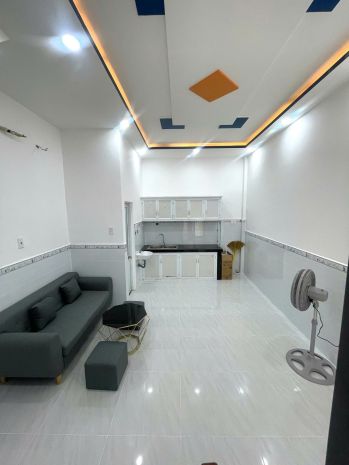 Nhà mới 2 tầng, gần nguyễn sơn, giáp tân phú, 24m2, nhỉnh 3 7306004