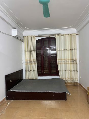 Cho thuê nhà nguyên căn 30m2 x 3,5 tầng cách mặt phố dương 7306230