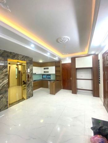 Nhà 6 tầng thang máy liên mạc  ngõ ô tô nông  ở ngay 7307884