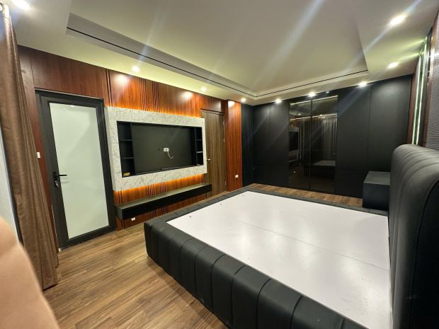 Nhỉnh 9 tỷ - hàng xóm vinhomes riverside 41m2, thang máy, 7308231