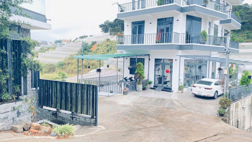 Bán căn nhà kinh doanh mới xây xong, gần làng hoa vạn thành, 7308259