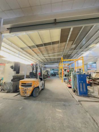 Xưởng mặt tiền trần thị hơn 2.400m²  full thổ   container 7308555