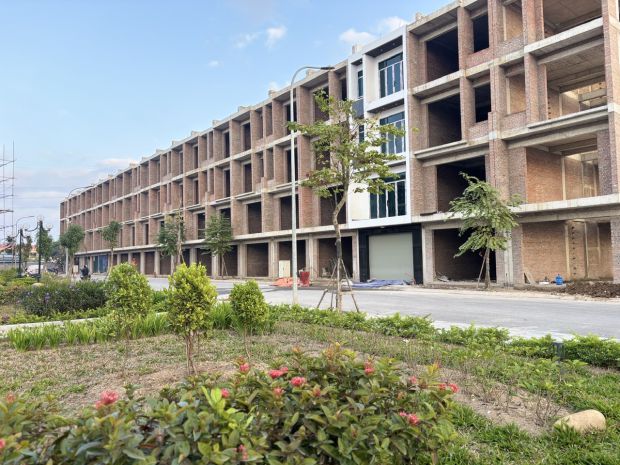 Nhà liền kề sẵn sổ đỏ, 4 tầng xã hồng an, haỉ phòng giá 4 tỷ 7308927