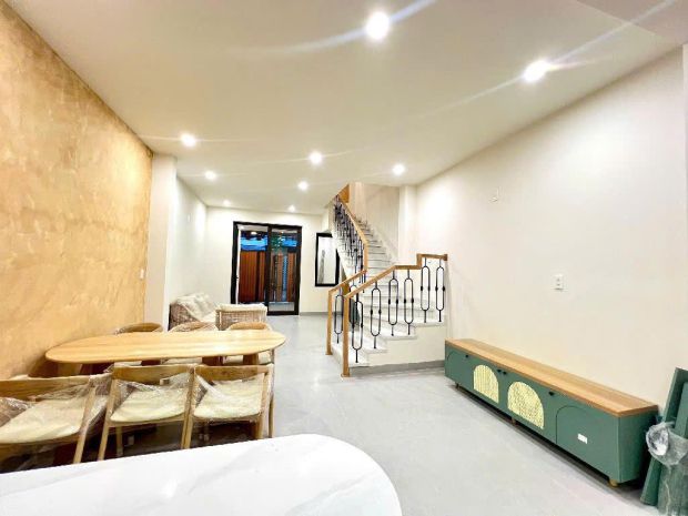 Nhà phố 3 tầng - trần hữu trang - hoà cường bắc - sát phan 7309547