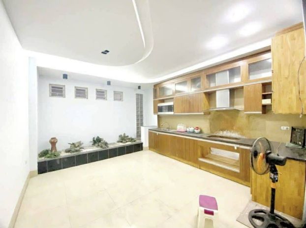 Bán nhà phân lô phố hoàng cầu, đống đa, ngõ ô tô, kinh 7310094