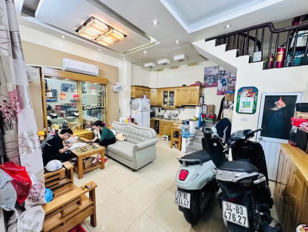 Hoàng hoa thám  bán nhà 6tầng 3035m² mt 5.2m  giá chào 7310519