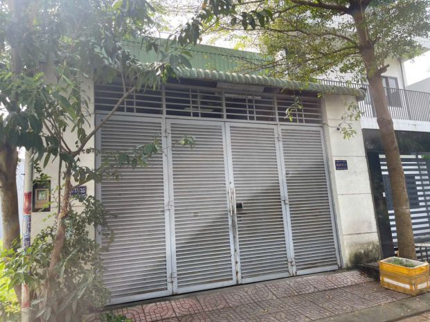 Bán đất kdc sổ hồng ,có sẵn nhà kho trên q9, 104m2 , ngang 7311420