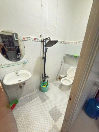 Nhà 2 tầng 3 phòng ngủ trung tâm phương sài  hiếm giá 1,77 7311965