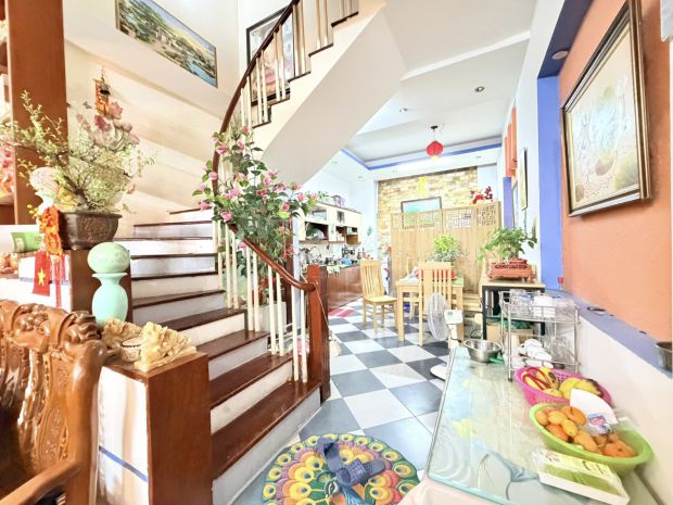 Ban nha 5 tâng 58 m2, ngo đep 145 quan nhân 7312276