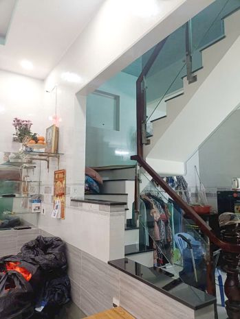 Nhà góc 2 tầng hẻm 23 đường hồ thành biên p4q8. giá: 2.85 tỷ 7312788