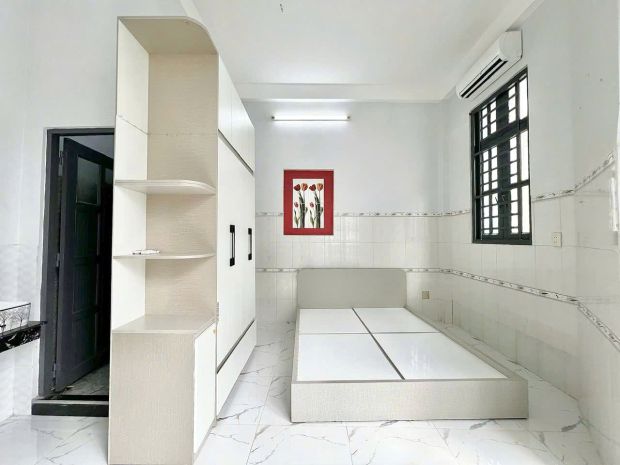 Nhà góc 4 tầng 6.1x10m nở hậu dt lớn bùi minh trực p5q8. 7312941