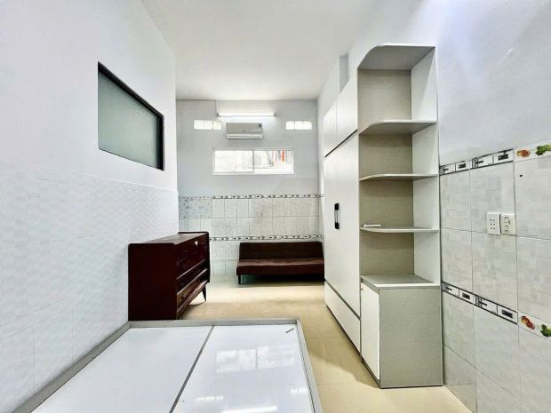 Nhà góc 4 tầng 6.1x10m nở hậu dt lớn bùi minh trực p5q8. 7312943